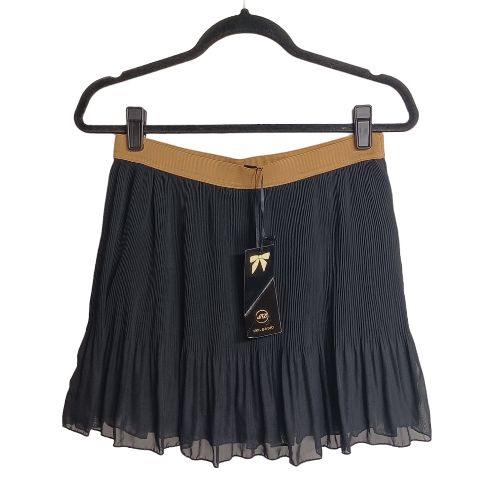 IRIS BASIC Black Pleated Tan Stretchy Waistband Mini Black Skirt Medium NWT